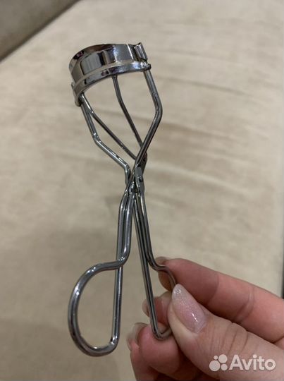 Керлер (щипцы для завивки ресниц)