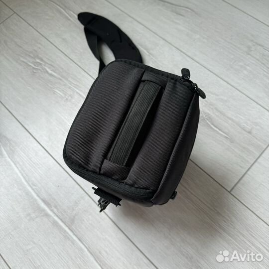 Сумка для фотоаппарата Rivacase