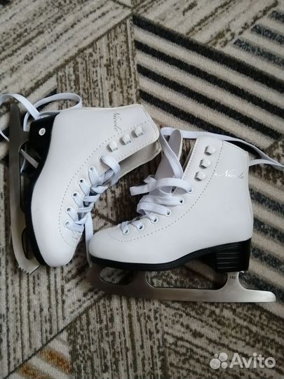 Коньки фигурные