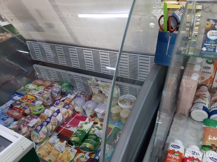 Холодильная витрина бу