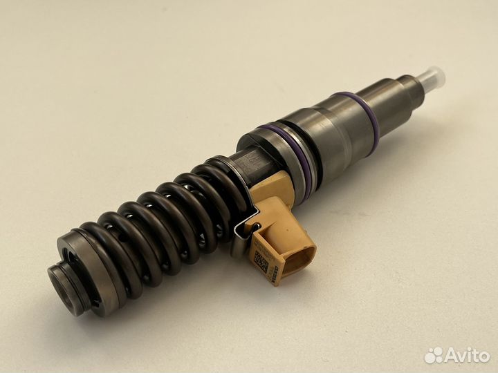 Форсунки Volvo d12c 20430583