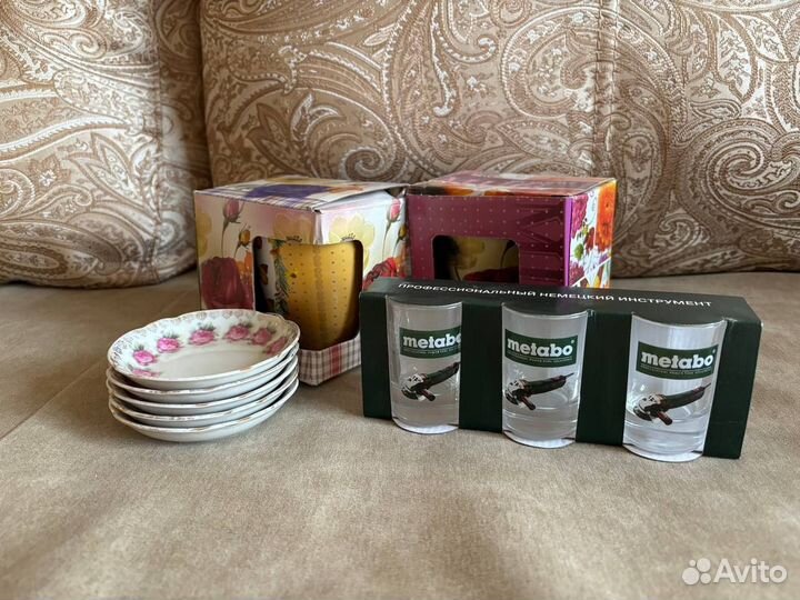 Кружки рюмки тарелки