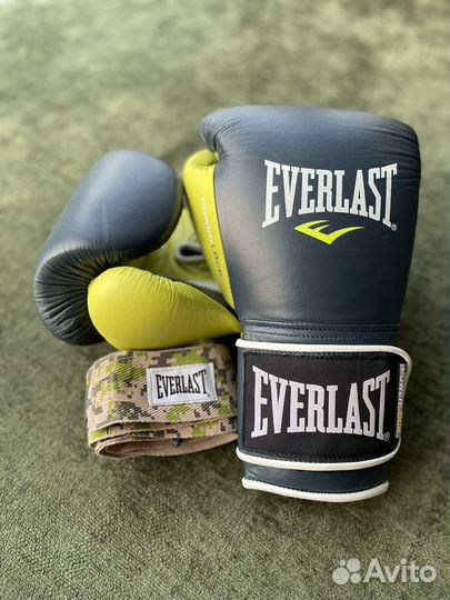 Боксерские перчатки Everlast powerlock