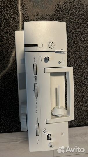 Швейная машина Singer 5511