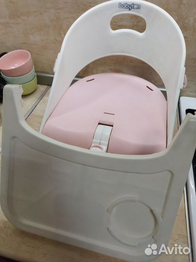 Стульчик-столик для кормления компактный babyton