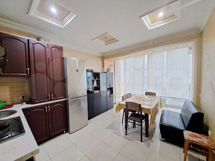 2-к. квартира, 70 м², 2/7 эт.