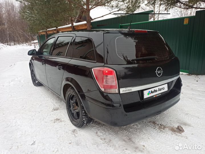 Opel Astra 1.6 МТ, 2012, 195 000 км