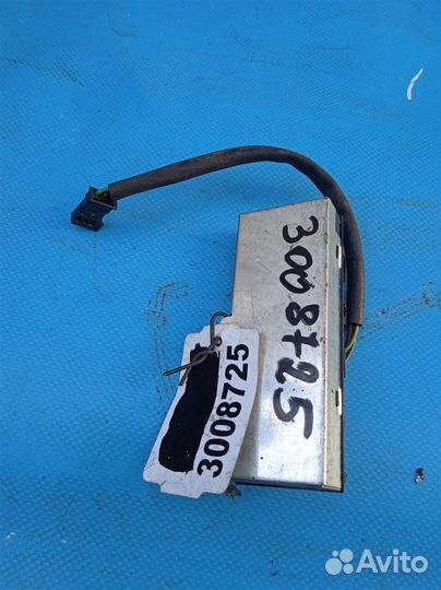 Блок управления кнопками на руле Mercedes W211 E