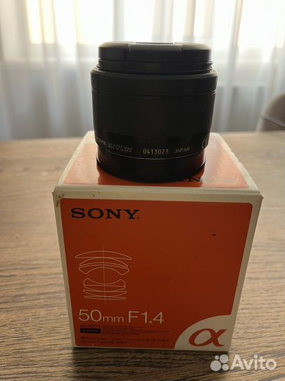 Объектив Sony 50mm f 1 4