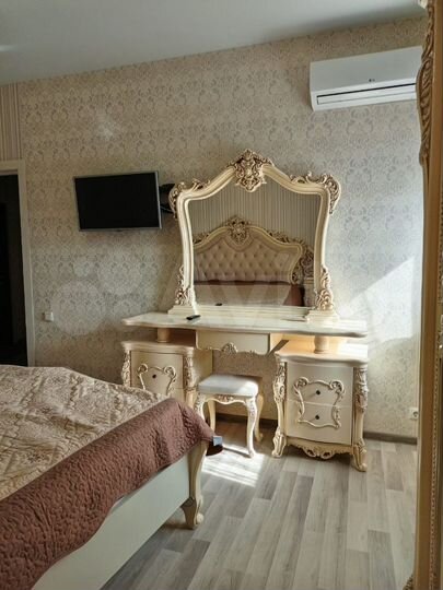 2-к. квартира, 57 м², 2/2 эт.