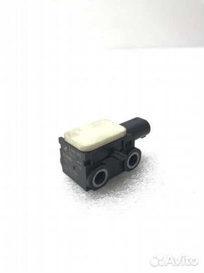 Датчик удара передний Bmw X5 E70 2008