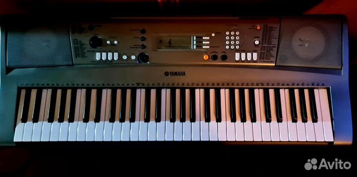 Синтезатор yamaha psr r300