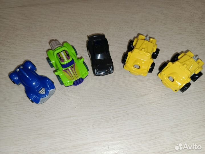 Игрушки из киндера