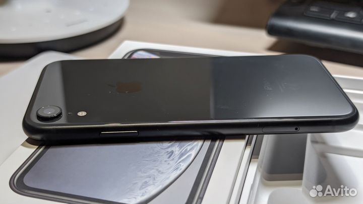 iPhone Xr, 128 ГБ