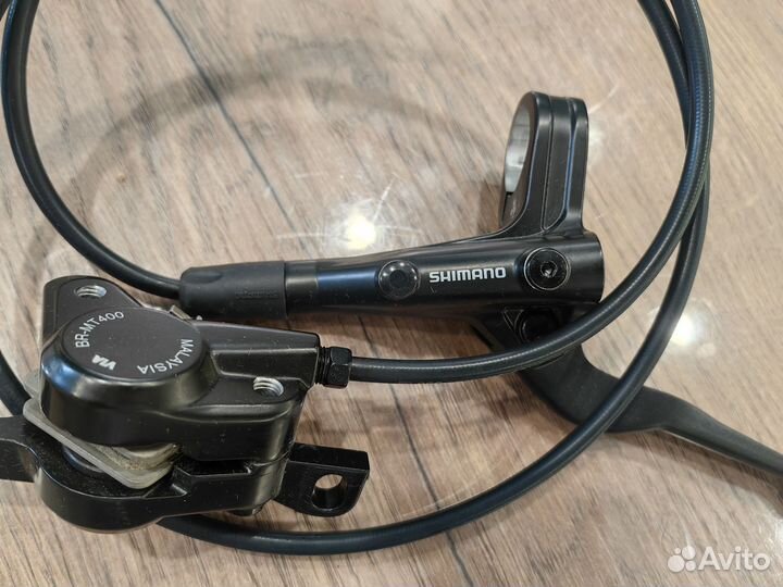 Тормоза Shimano MT400