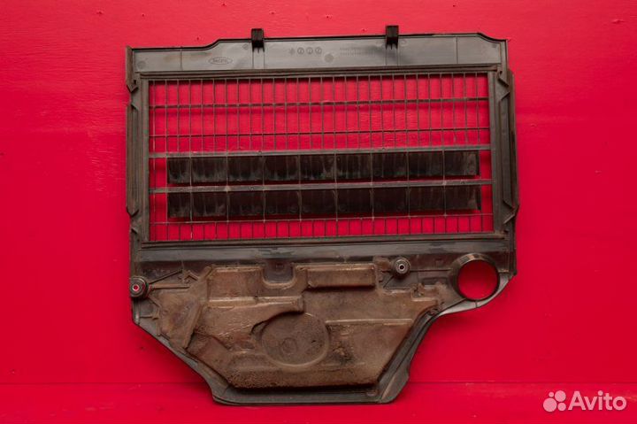 Крышка двигателя Toyota Land Cruiser 200 1VD 2015