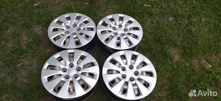 Диски r16 с колпаками на KIA ceed