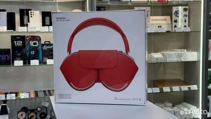 Наушники Apple AirPods Max. Красный