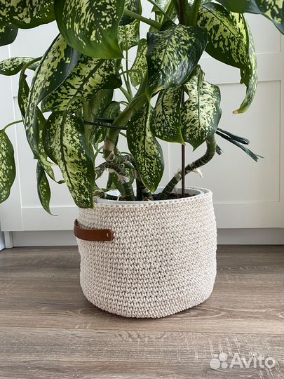 Корзина интерьерная