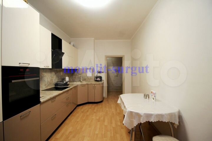 2-к. квартира, 72 м², 4/17 эт.