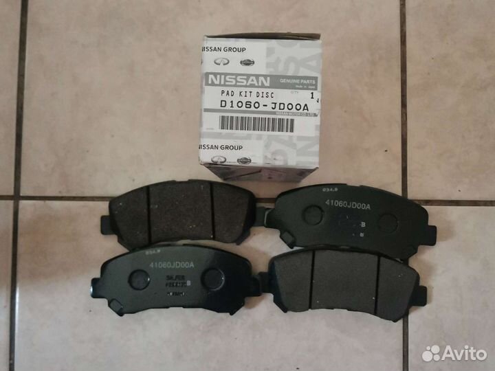 Колодки тормозные передние d1060jd00a