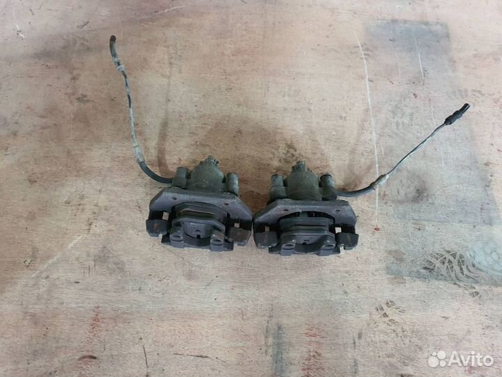 Суппорт задний BMW X5 E53, до рестайлинга, 2002г