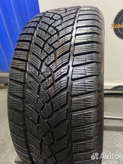 Goodyear UltraGrip Performance Gen-1 215/45 R17 91V