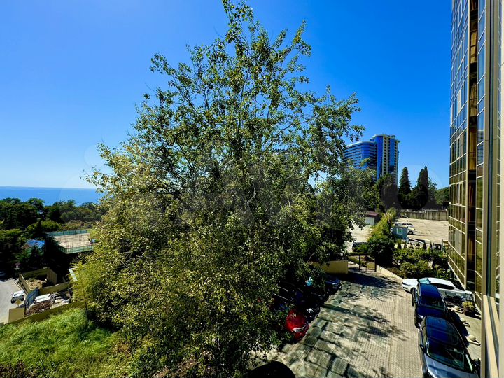 3-к. квартира, 116 м², 2/8 эт.