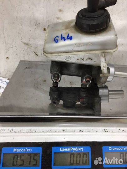 Главный тормозной цилиндр Renault Logan