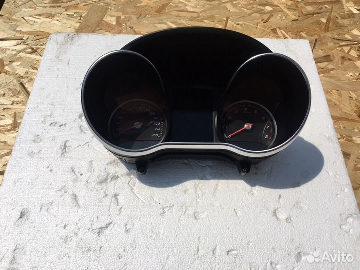 Панель приборов Mercedes C-class w205 2014-2020