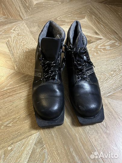 Лыжные ботинки nordik