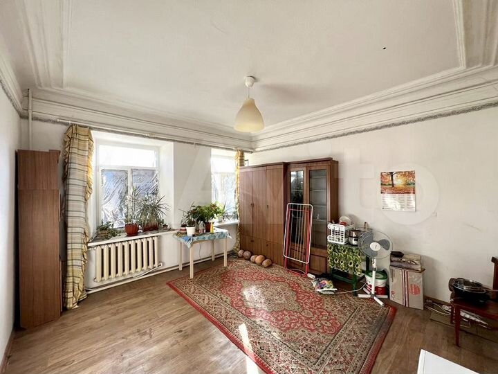 Комната 19 м² в 1-к., 1/2 эт.