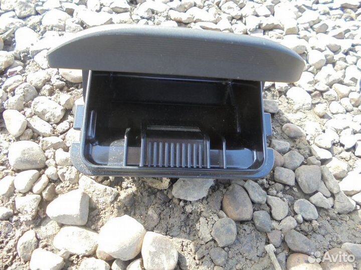 Пепельница Honda Inspire UA1 G20A 1995/6