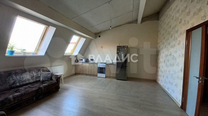 3-к. квартира, 79 м², 4/4 эт.