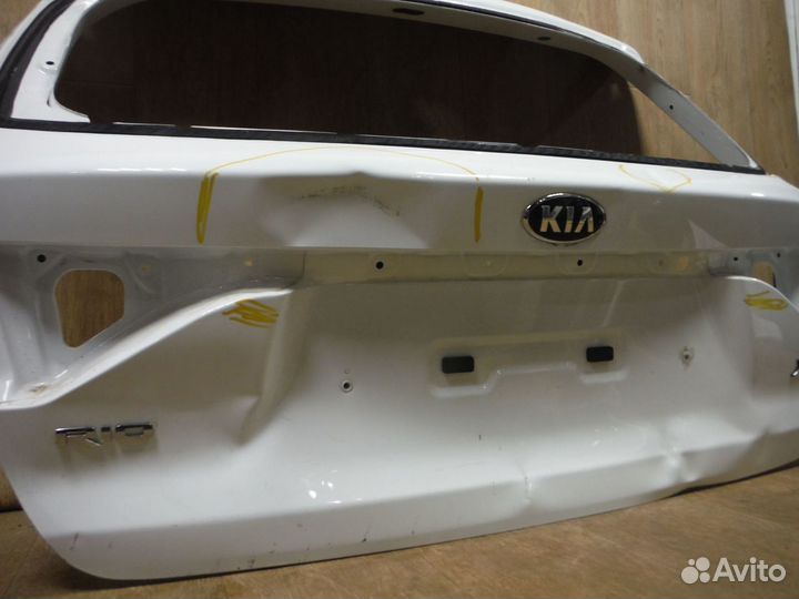 Крышка багажника (№21) Kia Rio 4 X-Line 2018