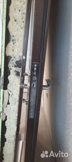 Дверь входная металлическая