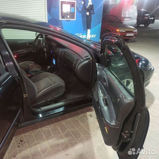 Dodge Intrepid, 2001