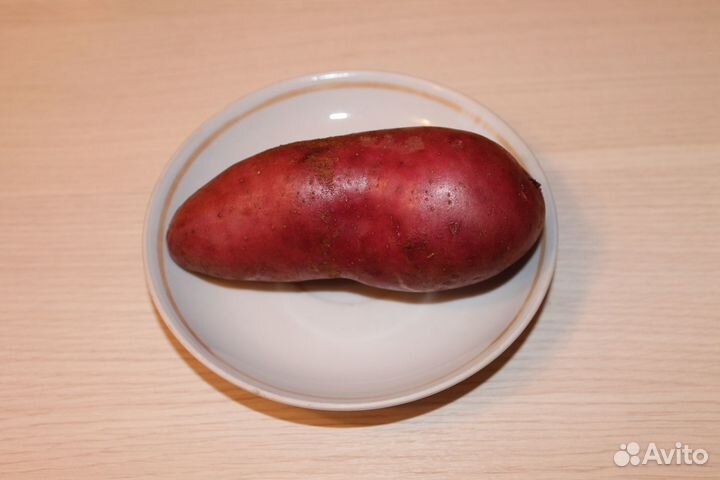 Картофель крупный с фиолетовой и красной мякотью