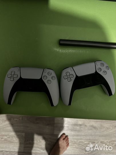 Ps 5 slim 1tb почти новая