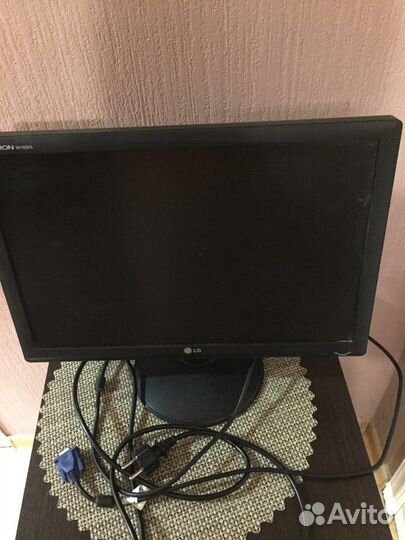 Монитор LG flatron W1934S-BN