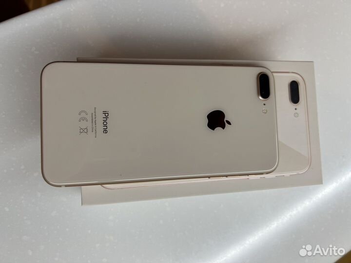 iPhone 8 Plus, 64 ГБ