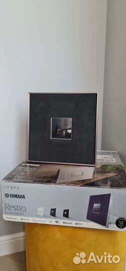 Система MusicCast Yamaha Crestio ISX-80 Black