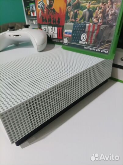 Xbox One s 1tb с играми