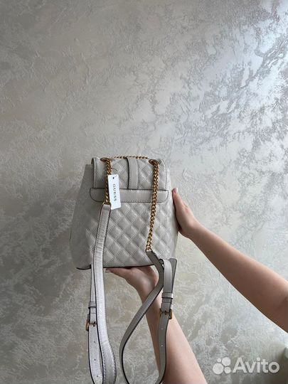 Рюкзак женский Guess