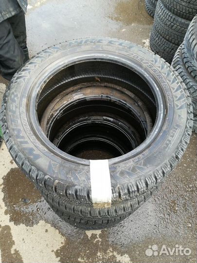 Pirelli Winter Carving Edge 205/55 R16