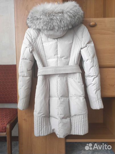 Пуховик женский