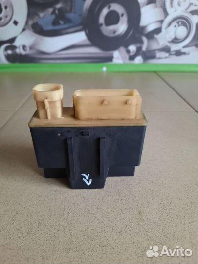 Блок управления вентилятором Citroen Peugeot