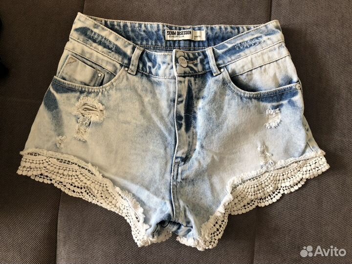 Шорты 44