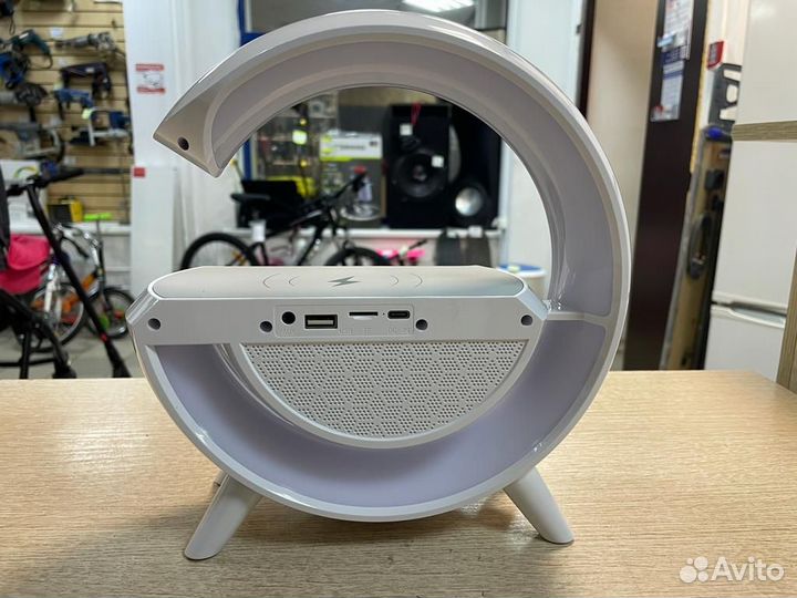 Настольная лампа LED wireless charging speaker BT-2301, белый