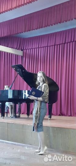 Репетитор по фортепиано, сольфеджио, вокалу